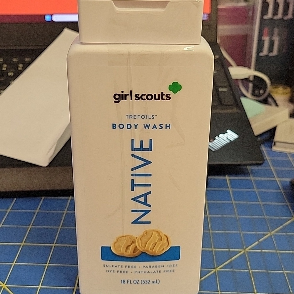 Girl Scouts Native Trefoils Body Wash 532ml New
